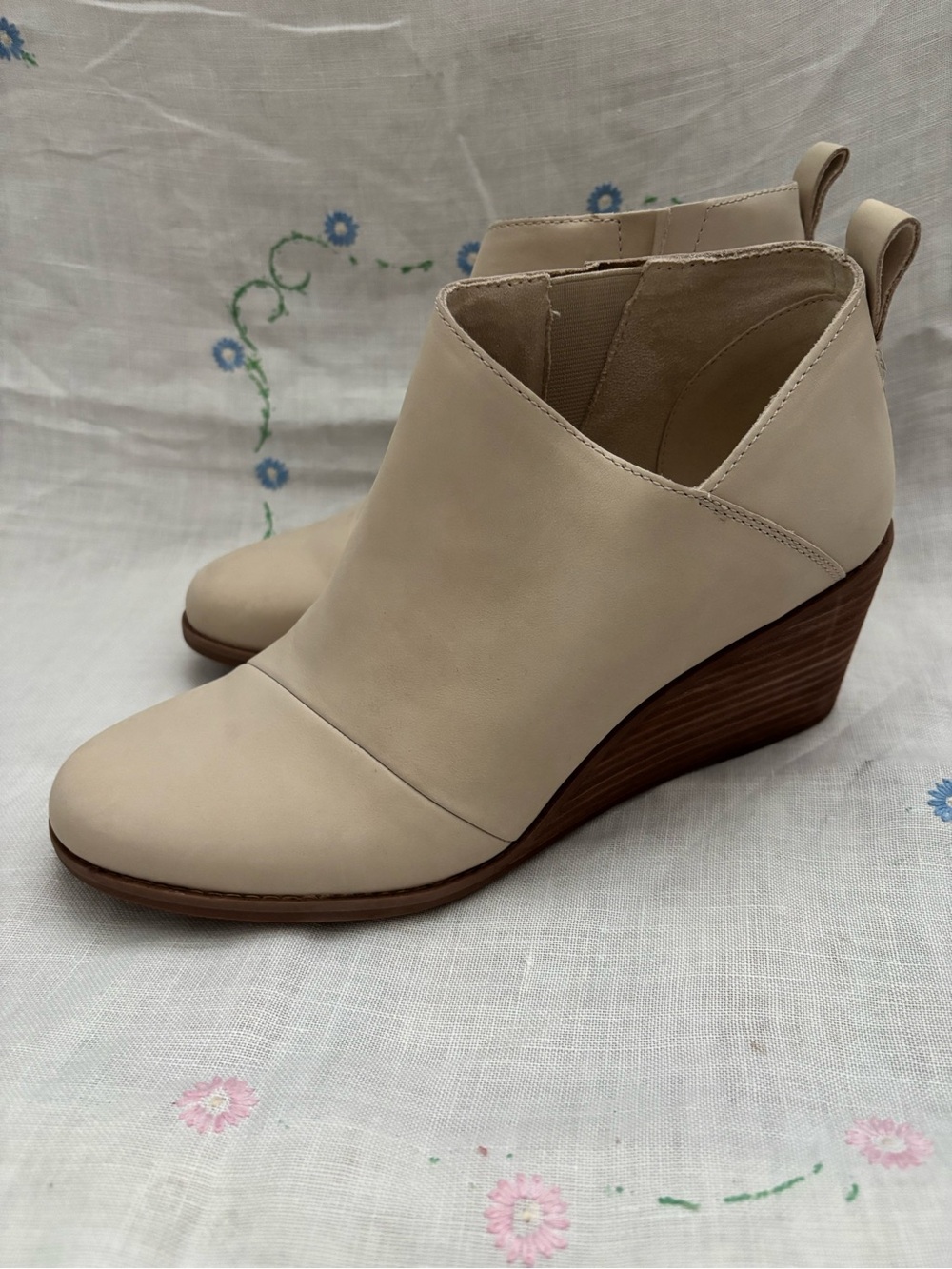 Toms Leather Wedge Ankle Booties